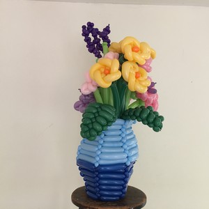 balloon flower vase