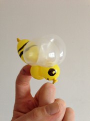 balloon bee