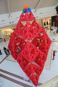 balloon model pyramid