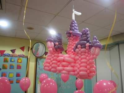 balloon model castle